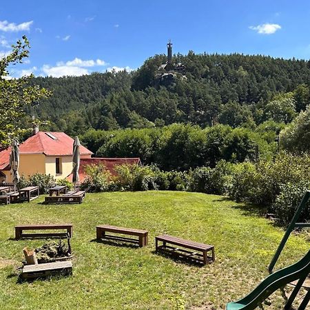 Chata Pod Hradem Sloup  Zewnętrze zdjęcie
